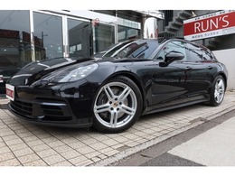 ポルシェ パナメーラスポーツツーリスモ 4 PDK 4WD スポーツクロノPKG パノラマガラスSR レー