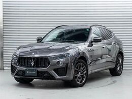 マセラティ レヴァンテ グランスポーツ 4WD 認定保証2年付 パノラマサンルーフ フルナ