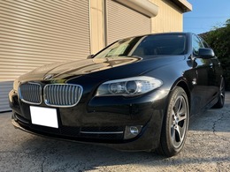BMW 5シリーズ アクティブハイブリッド 5 キセノンライト・シートヒーター・前後左右