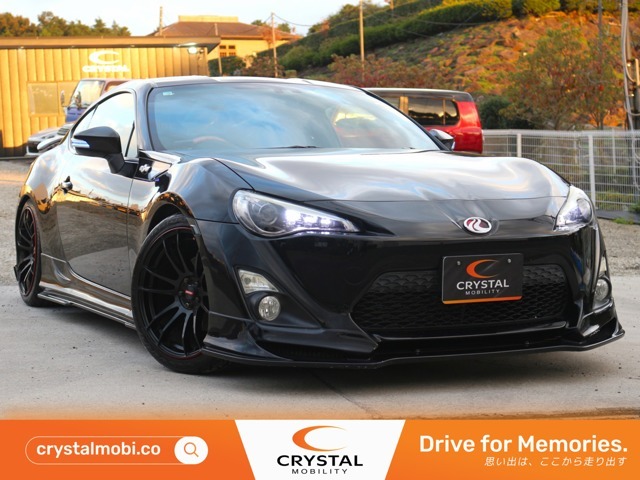 CRYSTAL　MOBILITY（クリスタルモビリティー）の車輌をご覧頂き、誠にありがとうございます。お客様にピッタリなお車を弊社スタッフがご案内させて頂きます。