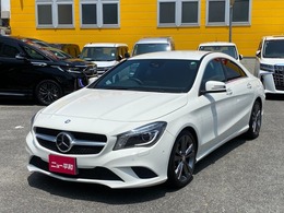 メルセデス・ベンツ CLAクラス CLA180 カルサイトホワイト