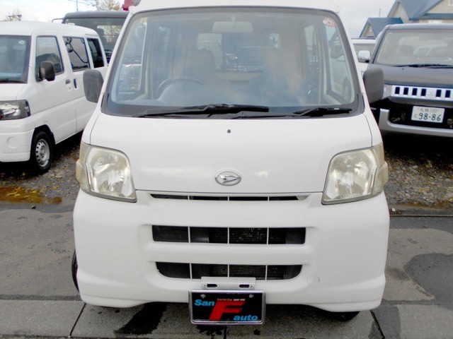 当店のオール込み金額は整備、部品、リサイクル料金、保証料込みの金額です。乗り出し価格で比べて下さい！！常時無料代車20台ご用意しております。お急ぎのお客様もお任せ下さい。即日無料代車ご用意致します。