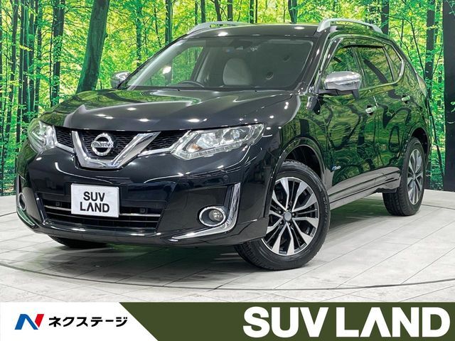 禁煙車　純正ナビ　バックカメラ　電動リアゲート　エマージェンシーブレーキ