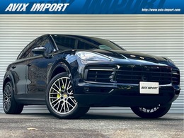 ポルシェ カイエンクーペ Eハイブリッド ティプトロニックS リアセンターシート 4WD V6ターボ 右H正規D車 スポーツクロノPKG パ