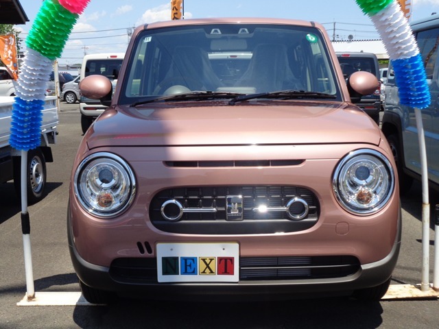 R6.11 届出済未使用車　アルトラパンLC　L　LEDヘッドランプ　運転席シートヒーター　本革巻ステアリングホイール　フルオートエアコン　キーレスプッシュスタート　ブラウンレザー調ファブリックシート