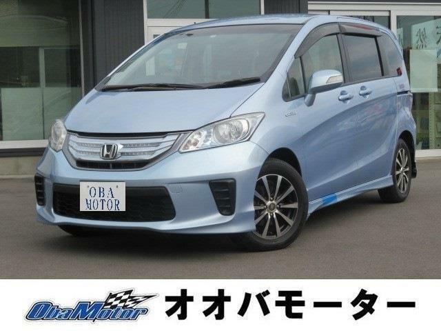 H24年式フリードHV6人乗りが入庫しました♪乗車時に便利な両側パワースライドドアと後席モニター付きで快適にお乗り頂ける1台です♪