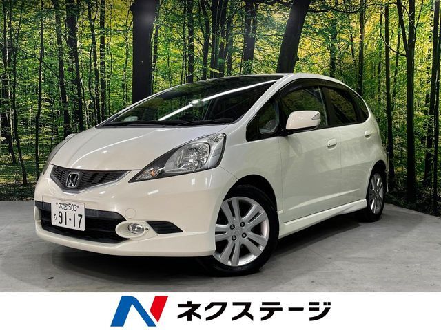 HDDナビ　禁煙車　スマートキー　ETC　オートライト　オートエアコン