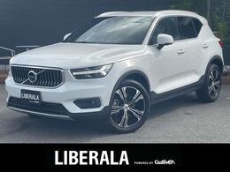 ボルボ XC40 T4 AWD インスクリプション 4WD インテリセーフ 本革 harman/kardon 全方位