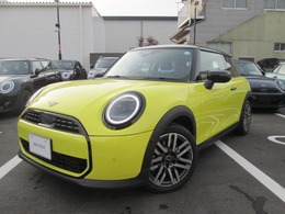 ミニ ミニ クーパーC 3ドア DCT デモカー　ACC・ナビ・Bカメラ・カープレイ