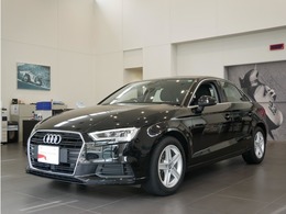 アウディ A3セダン 30 TFSI 認定中古車　LEDライトパッケージ　TV　ナ