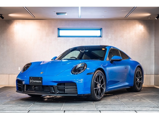 ポルシェの美学が凝縮された992.2後期型の911カレラ。オプション合計500万を上回るこだわり抜かれた1台です。