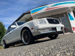 トヨタ センチュリー 5.0 パールホワイト全塗装/車検整備