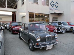 ライレー エルフ マークIII 4MT・オリジナルシート