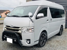 トヨタ ハイエースバン キャンピング車 