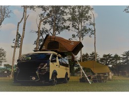 トヨタ ハイエース 2.7 GL ロング ミドルルーフ 4WD 特設カラー 8人乗り ベッド プチキャン仕様