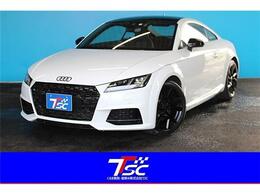 アウディ TT クーペ 40 TFSI 禁煙/バーチャルコクピット/スタイルパッケ
