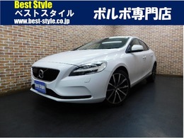 ボルボ V40 D4 ダイナミック エディション ディーゼルターボ 特別仕様車/2018モデル/半革/Bカメラ/禁煙