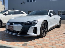 アウディ e-tron GTクワトロ 4WD テクノロジーPKG　タングステンブレーキ