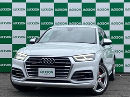 アウディ SQ5 3.0 4WD バーチャルコックピット　マトリクスLED
