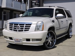 キャデラック エスカレード ESV 実 走行 4WD