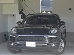 ポルシェ マカン PDK 4WD 