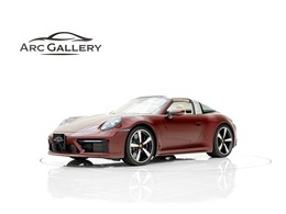ポルシェ 911 タルガ4S ヘリテージ デザイン エディション PDK 世界限定992台　スポーツデザインPKG PCCB