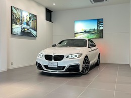 BMW 2シリーズクーペ M235i M パフォーマンス エディション 認定中古車　6MT　19インチホイール