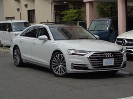 アウディ A8 55 TFSI クワトロ 4WD SR/コンフォートP/黒革/純正20AW