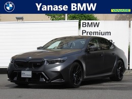 BMW M5 4.4 4WD 純正ナビ　20/21インチAW　赤レザーシート