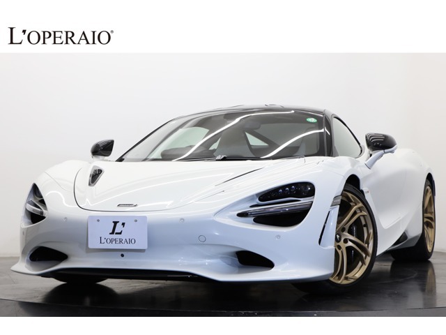 720Sの後継モデルとして登場した当車両は、「マクラーレン史上最も軽量で最もパワフル」と評されております。720Sと比べ、最 高出力30馬力、トルク30Nmアップに加え、車両重量30kgの軽量化が施されております。
