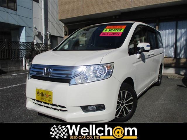 パール　ホワイト　ホンダ　ステップワゴン　入荷致しました！