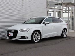 アウディ A3スポーツバック 30 TFSI スポーツ ラグジュアリーPKG　セーフティーPKG