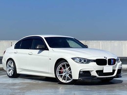 BMW 3シリーズ 320i Mスポーツ 3Dデザイン 19インチAW カーボン調 地デジ