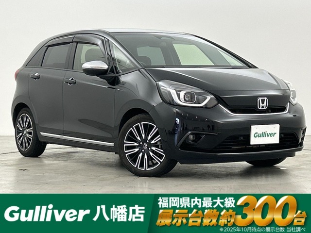 純正8型ナビ（CD　DVD　BT　フルセグTV）　バックカメラ　ETC　シティブレーキシステム　レーンキープアシスト　オートハイビーム　レーダークルーズコントロール　コーナーセンサー