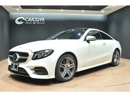 メルセデス・ベンツ Eクラスクーペ E200 スポーツ (BSG搭載モデル) パノラマスライディングルーフ/赤・黒革シ