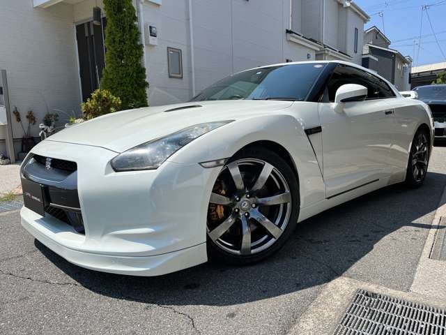 GT-R 3.8 ブラックエディション 4WD 外品マフラー