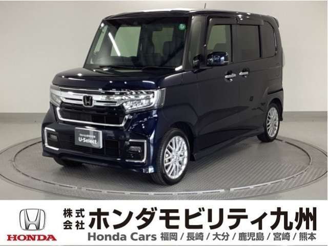 N-BOX カスタムLターボは、パドルシフトや、パワースライドドア、シートヒーター等の質感を高める装備に加え、ホンダセンシングを搭載しています。