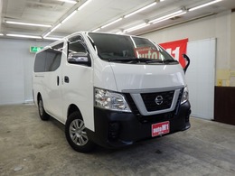 日産 NV350キャラバン 2.5 DX ロングボディ ディーゼルターボ 4WD 低床　6人乗車