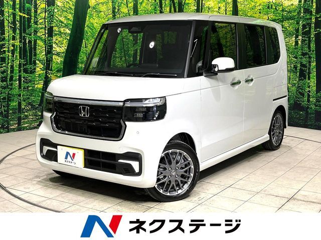 届出済未使用車　両側電動スライドドア　シートバックテーブル　衝突軽減装置