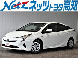トヨタ プリウス 1.8 S 
