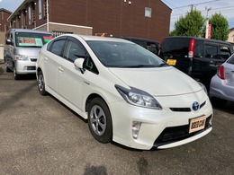 トヨタ プリウス 1.8 S 
