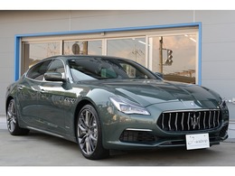 マセラティ クアトロポルテ S グランルッソ 特別限定車(5台)　ロイヤルエディション