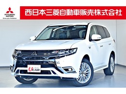 三菱 アウトランダーPHEV 2.4 G 4WD メモリーナビ・全周囲カメラ・フルセグTV