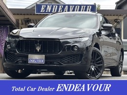 マセラティ レヴァンテ ディーゼル 4WD サンルーフ　右H　黒革　アンテオ21インチA