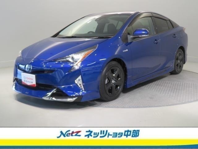 エアロ付きのかっこいいプリウスです！！