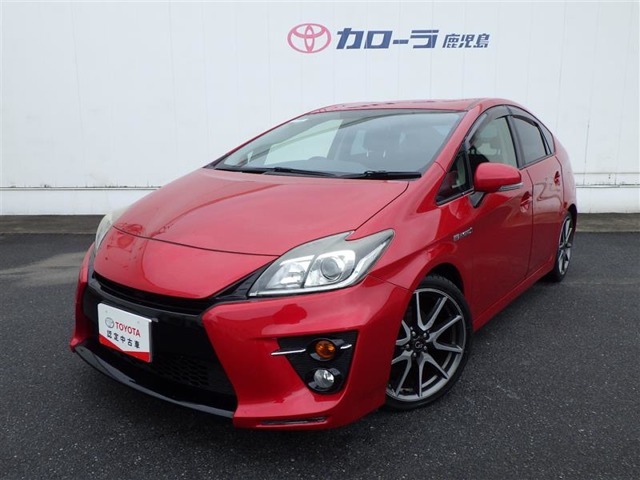 すぐ乗れる中古車も当店はラインナップ！！全車1年距離無制限保証付き！まるまるクリンで内外装キレイ！マイカーローンは最短15分で審査可能！お車のことならまず当店にご相談ください！