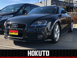 アウディ TT クーペ 2.0 TFSI クワトロ Sラインパッケージ 4WD 後期モデル