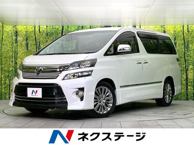 4WD　禁煙車　後期型　特別仕様車　純正ナビ　全周囲カメラ　CD/DVD