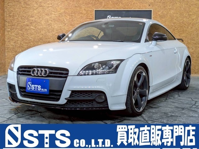 固定式ブラックリアスポイラー　純正19インチAW　HIDヘッドライト　純正ナビ　フルセグTV　Bluetooth接続　ハーフレザーシート　ステアスイッチ　オートクルーズ　リモコンキー　予備キー　ETC