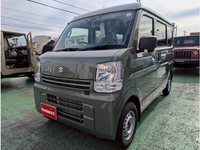 届け出済未未使用車　CVT　新色アイビーグリーンM